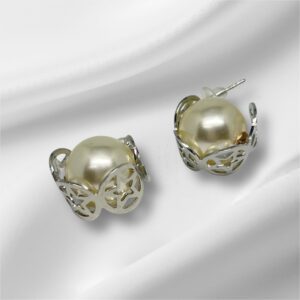 Big Pearl hoops earrings Korean Style