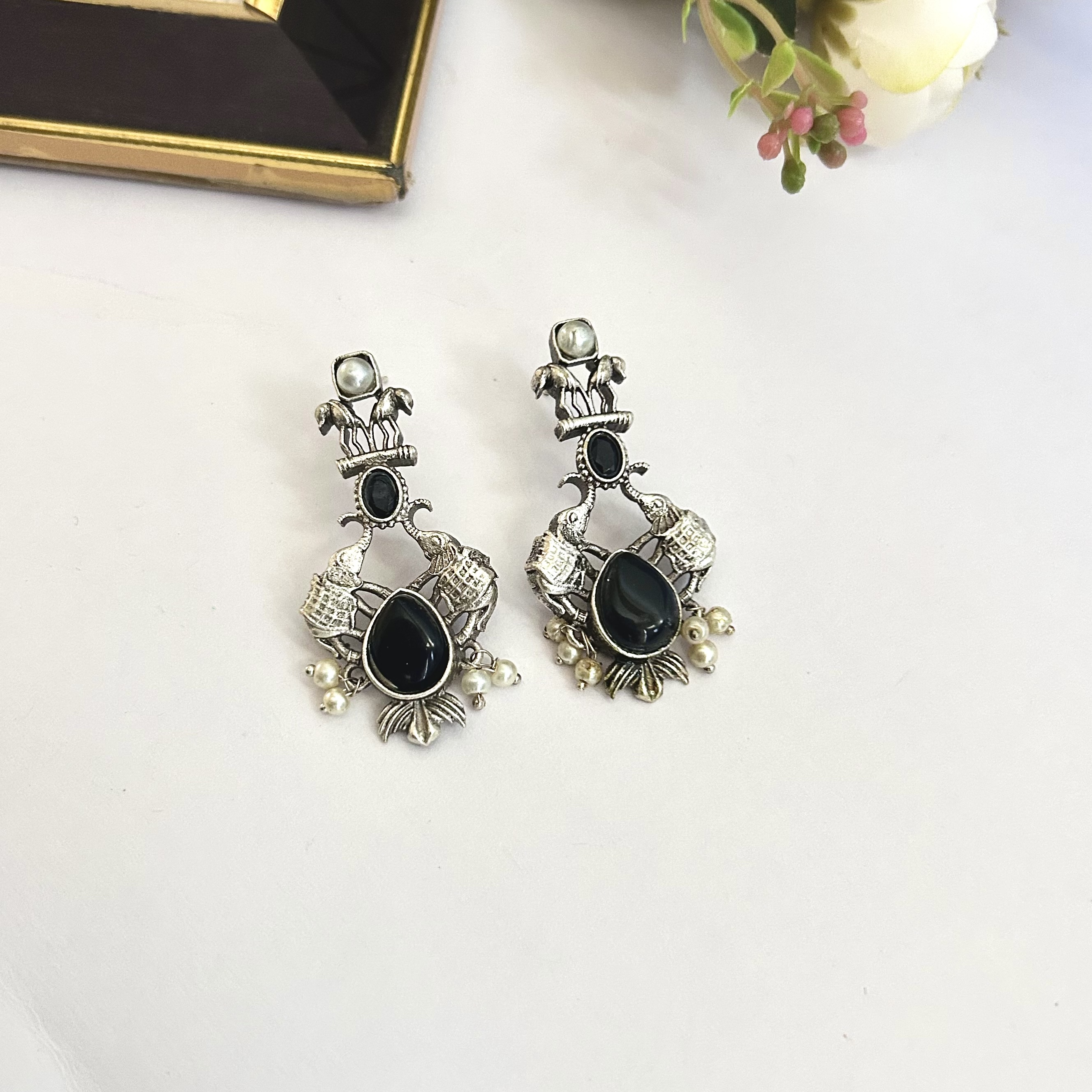 monalisa stone earrings