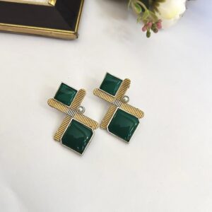 green monalisa earrings