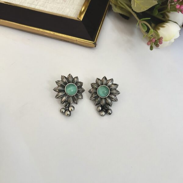 Flower oxidised earrings